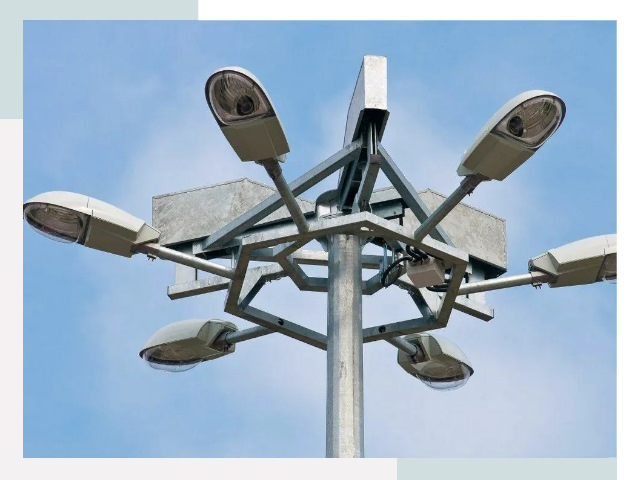 Монтаж осветительных мачт в Саратове